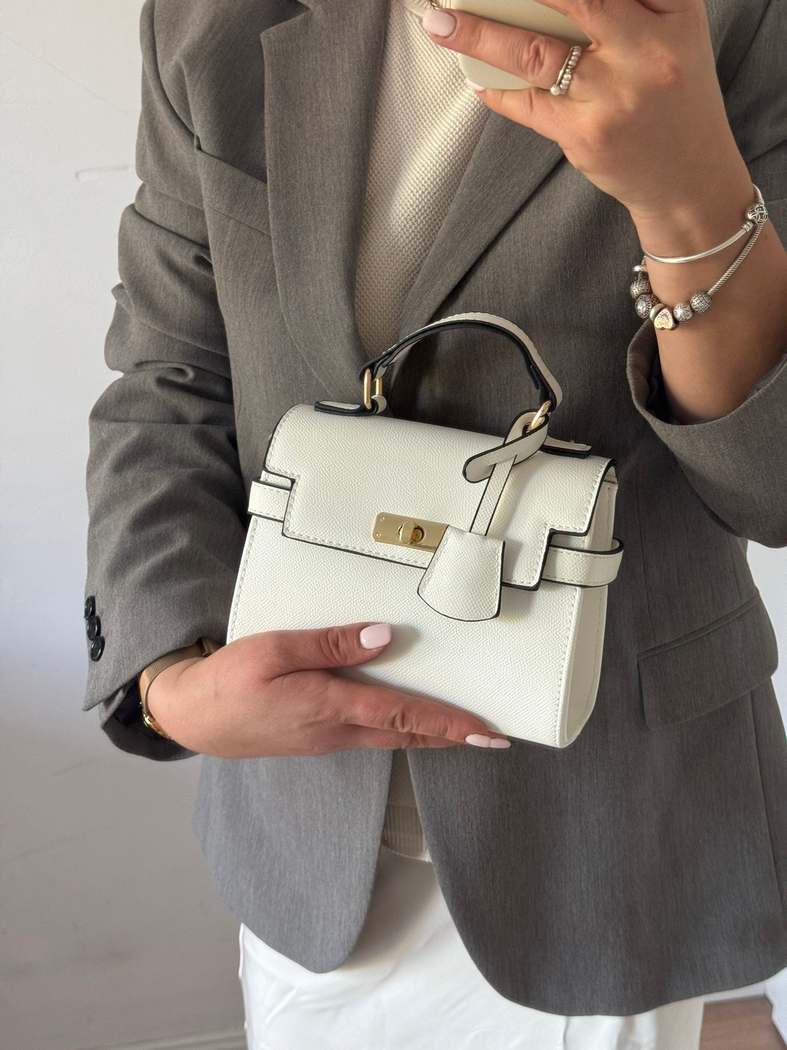 Torebka listonoszka Gallantry biała - obrazek 8