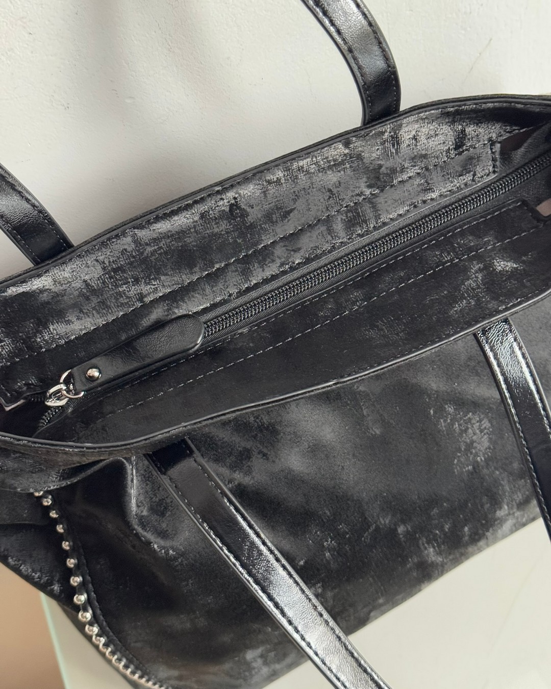 Torebka shopper Ines Delaure czarna srebrne - obrazek 4