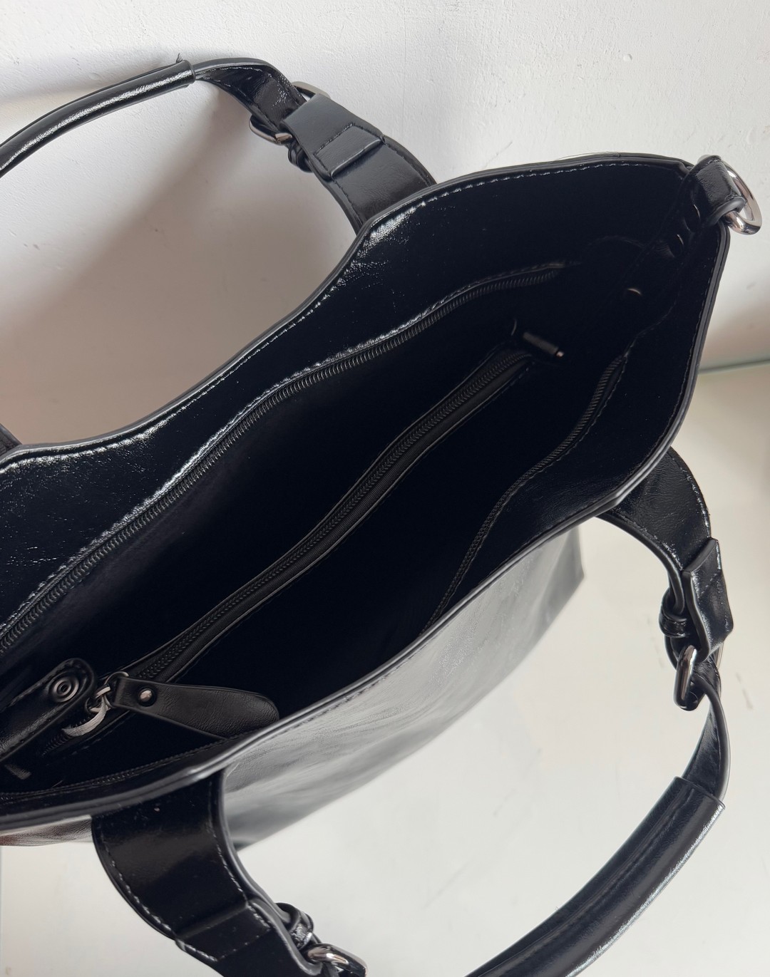 Torebka shopper Ines Delaure Paris czarna 2w1 - obrazek 6