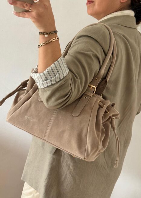 Torebka kuferek beżowa eco zamsz klamry