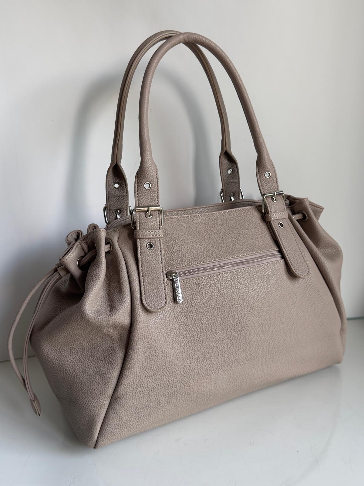 Torebka shopper A4 eco skóra beżowa Flora&co - obrazek 4