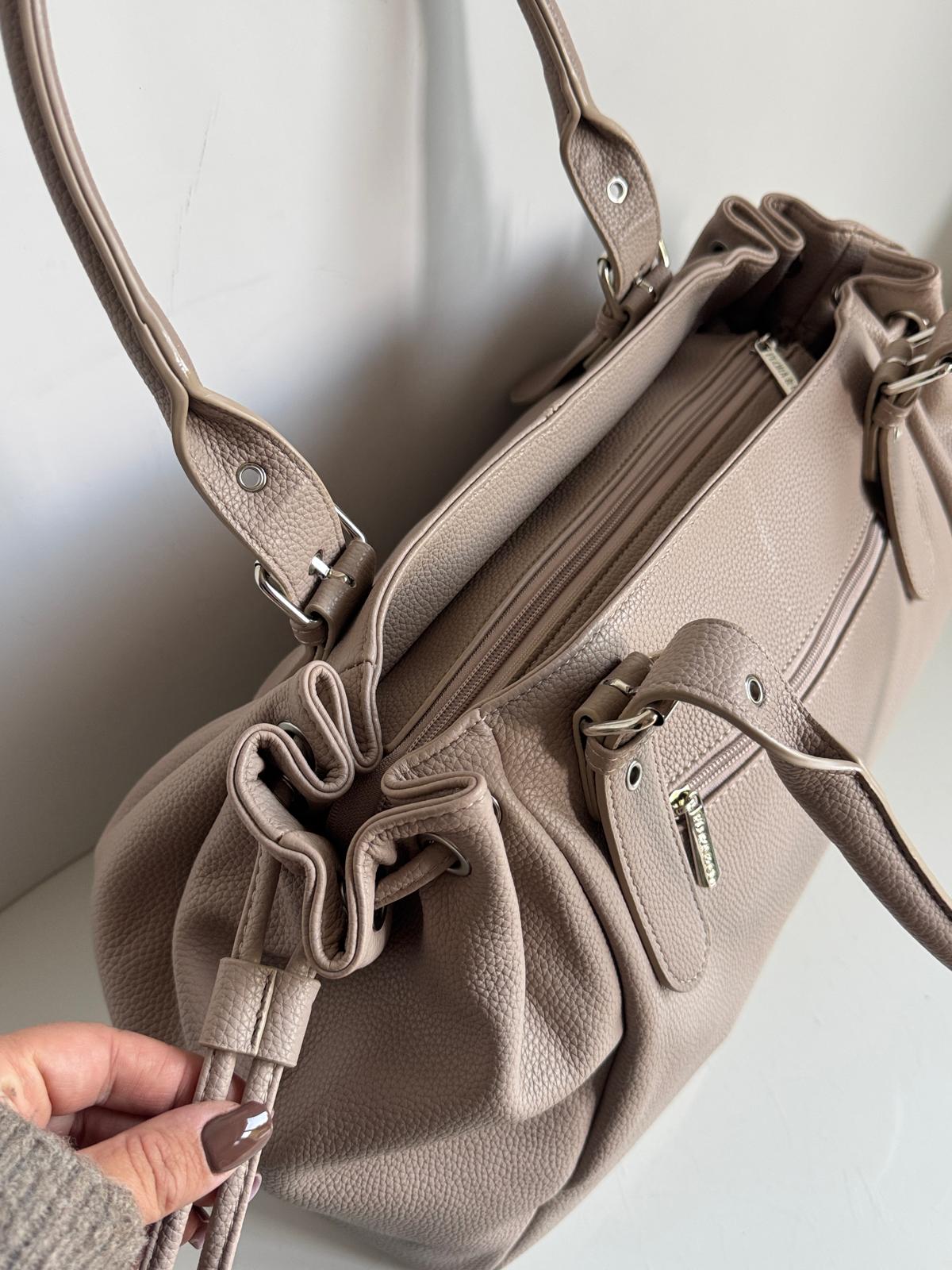 Torebka shopper A4 eco skóra beżowa Flora&co - obrazek 6