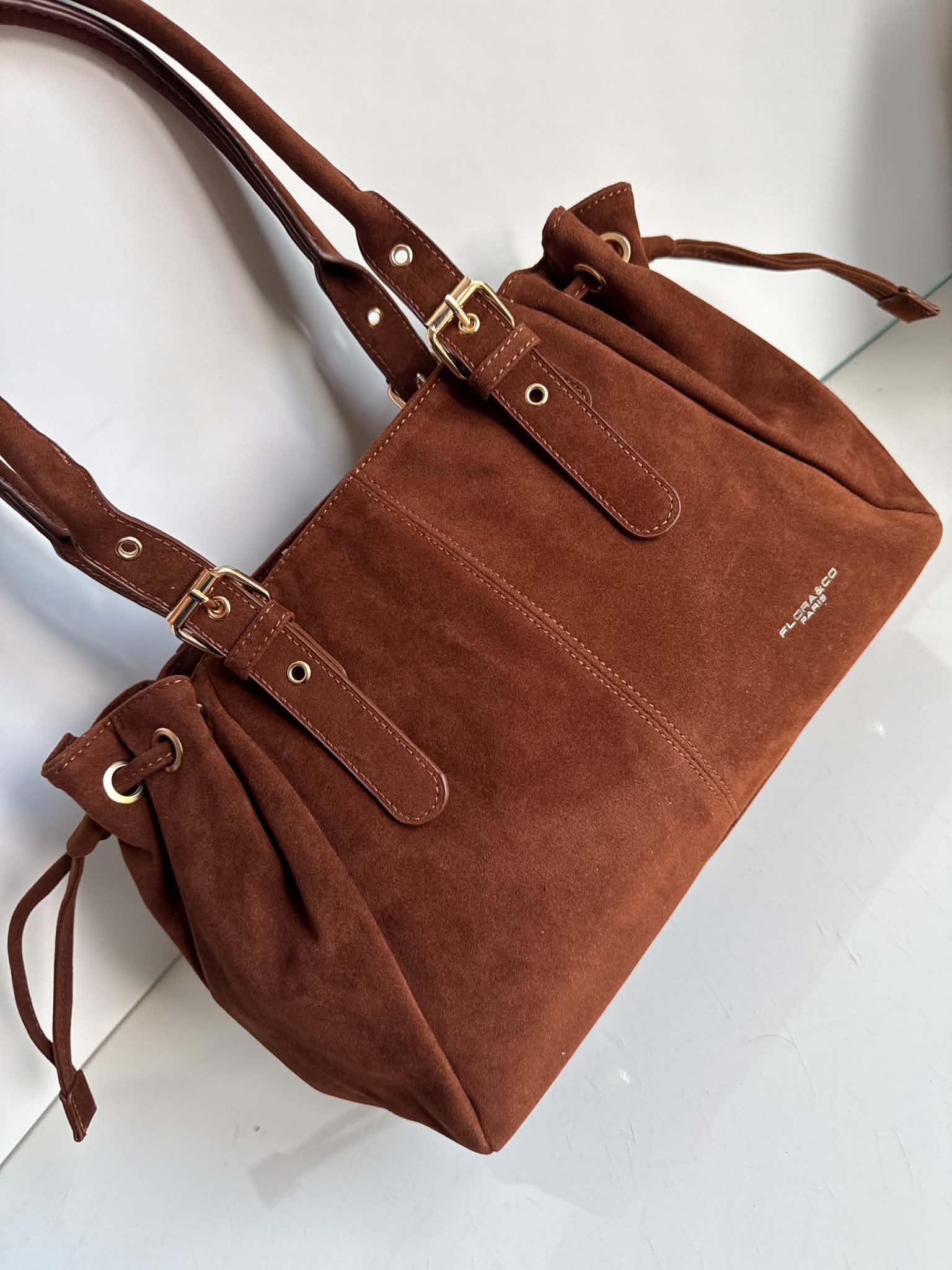 Torebka kuferek GERARDINIO L camel Flora&co - obrazek 4