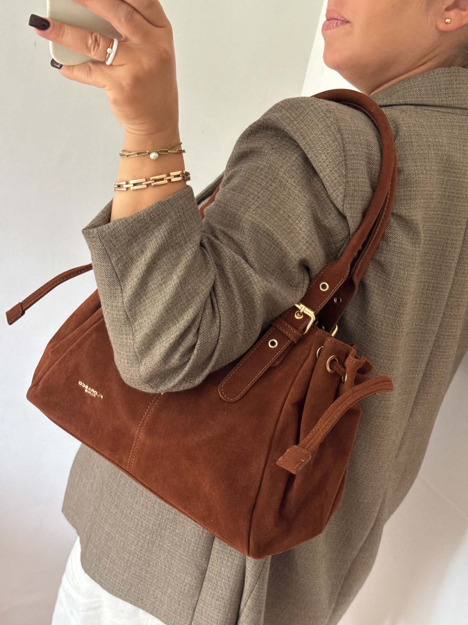 Torebka kuferek GERARDINIO L camel Flora&co - obrazek 2